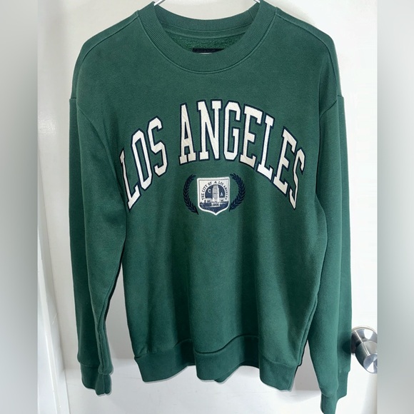 Men’s HOLLISTER Crewneck - Picture 2 of 4